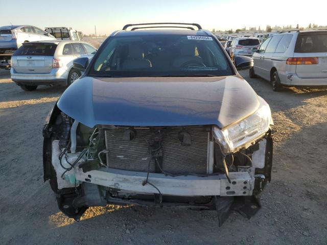 Photo 5 from auction – 2019 TOYOTA HIGHLANDER with VIN 5TDKZRFH6KS307270