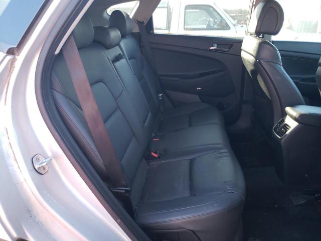 Photo 11 from auction – 2017 HYUNDAI TUCSON LIM with VIN KM8J3CA22HU494570