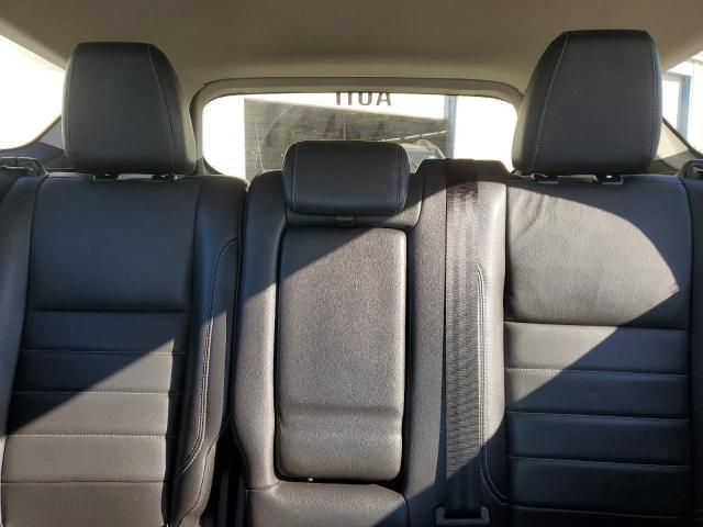Photo 10 from auction – 2016 FORD ESCAPE SE with VIN 1FMCU0GXXGUC55872