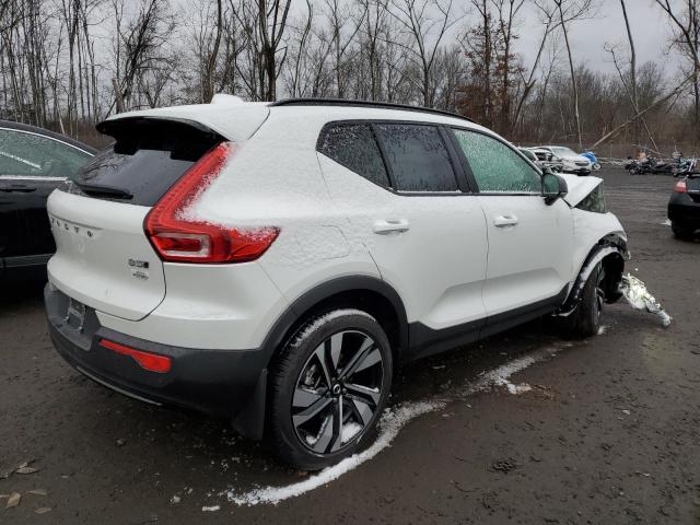 Photo 3 from auction – 2024 VOLVO XC40 PLUS with VIN YV4L12UL7R2204304