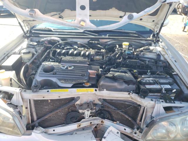 Photo 11 from auction – 2000 INFINITI I30 with VIN JNKCA31AXYT116057