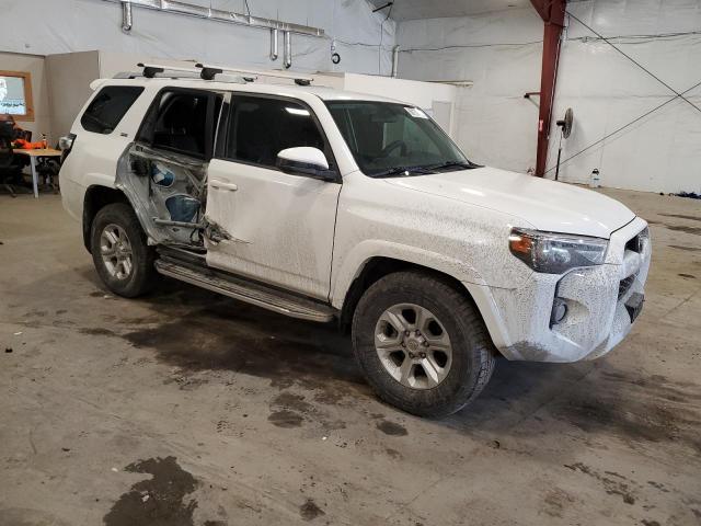 Photo 4 from auction – 2018 TOYOTA 4RUNNER SR with VIN JTEZU5JR2J5186419