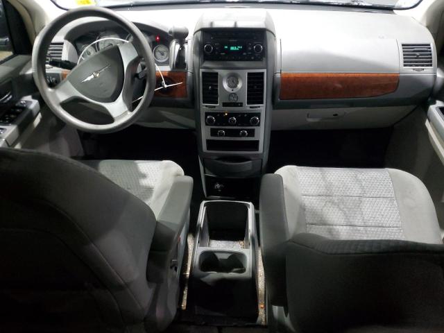 Photo 8 from auction – 2009 CHRYSLER TOWN & COU with VIN 2A8HR44E09R592517