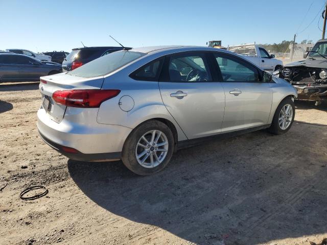 Photo 3 from auction – 2016 FORD FOCUS SE with VIN 1FADP3F25GL365795