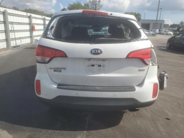 Photo 6 from auction – 2015 KIA SORENTO LX with VIN 5XYKT4A65FG649113