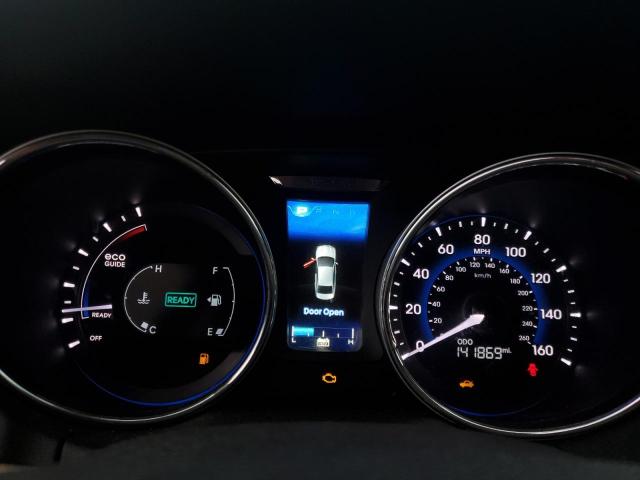 Photo 9 from auction – 2013 HYUNDAI SONATA HYB with VIN KMHEC4A46DA095035