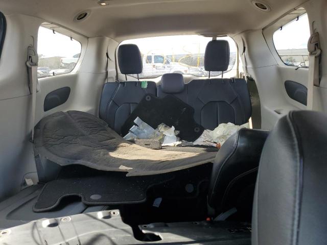 Photo 10 from auction – 2018 CHRYSLER PACIFICA T with VIN 2C4RC1BG6JR317903