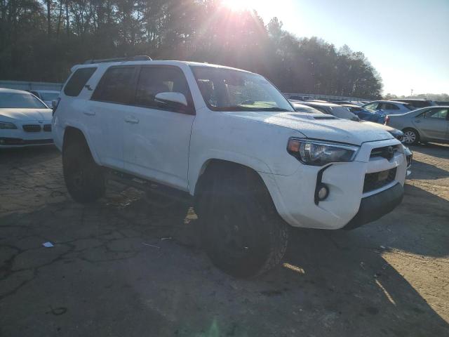 Photo 4 from auction – 2020 TOYOTA 4RUNNER SR with VIN JTEBU5JR2L5742734