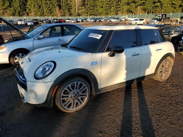 MINI COOPER S 2016 with VIN WMWXU3C5XG2D27581 - Photo from auction