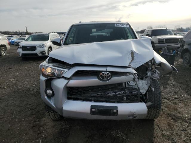 Photo 5 from auction – 2016 TOYOTA 4RUNNER SR with VIN JTEBU5JRXG5369917