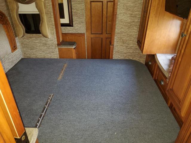 Photo 9 from auction – 2016 DUTS MOTORHOME with VIN 4UZFCHCY0GCHS4814
