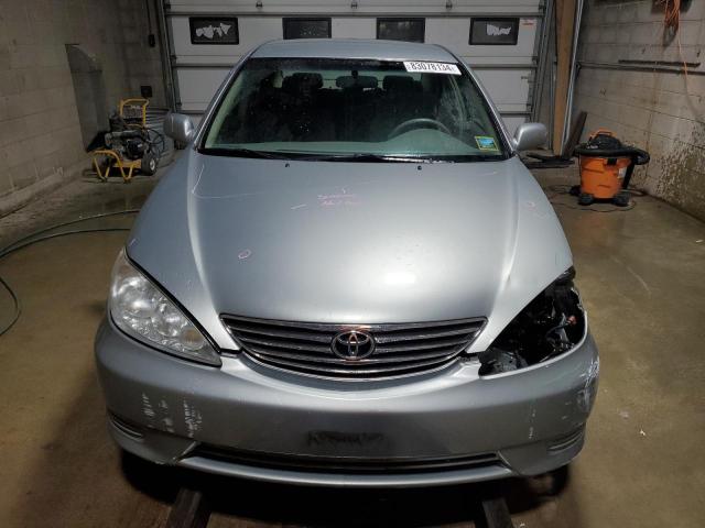 Photo 5 from auction – 2005 TOYOTA CAMRY LE with VIN 4T1BE32K45U622932