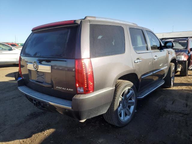 Zdjęcie 3 z aukcji – 2010 CADILLAC ESCALADE z VIN 1GYUKAEF3AR136225