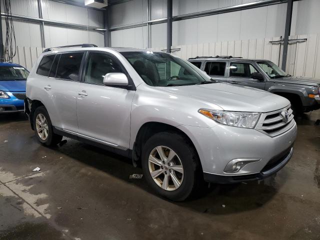 Photo 4 from auction – 2012 TOYOTA HIGHLANDER with VIN 5TDBK3EH5CS125287