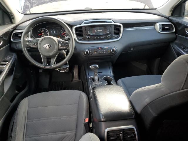Photo 8 from auction – 2016 KIA SORENTO LX with VIN 5XYPG4A54GG073338