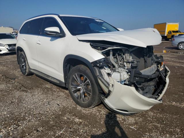 Photo 4 from auction – 2016 TOYOTA HIGHLANDER with VIN 5TDKKRFH0GS123955