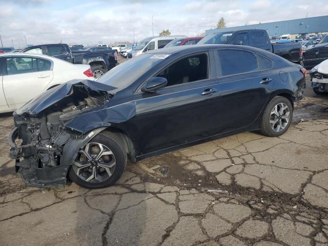 KIA FORTE FE 2019 with VIN 3KPF24AD5KE099695 - Photo from auction