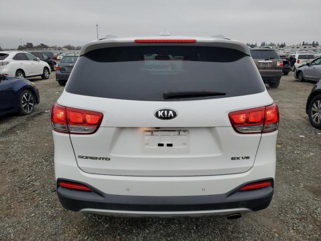 Photo 6 from auction – 2017 KIA SORENTO EX with VIN 5XYPH4A51HG228720