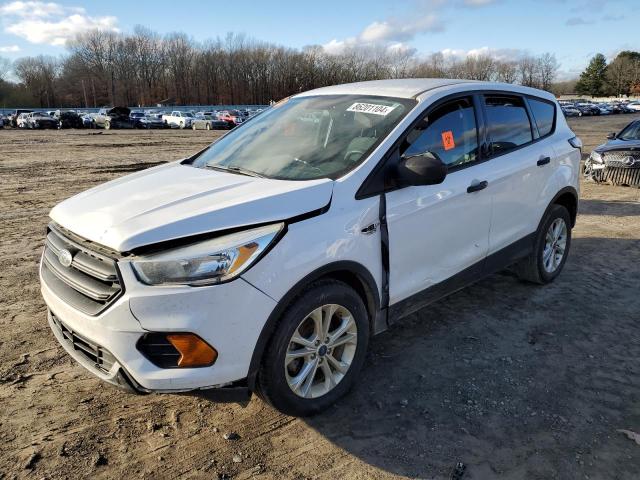 FORD ESCAPE S 2017 con VIN 1FMCU0F77HUD56581 - Foto de la subasta