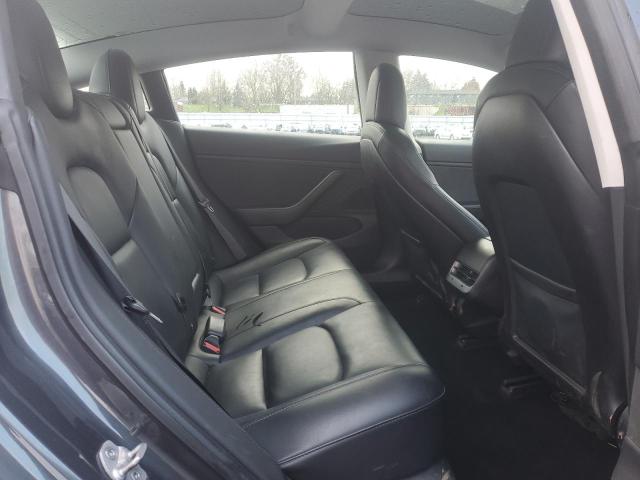 Photo 10 from auction – 2018 TESLA MODEL 3 with VIN 5YJ3E1EA4JF117959