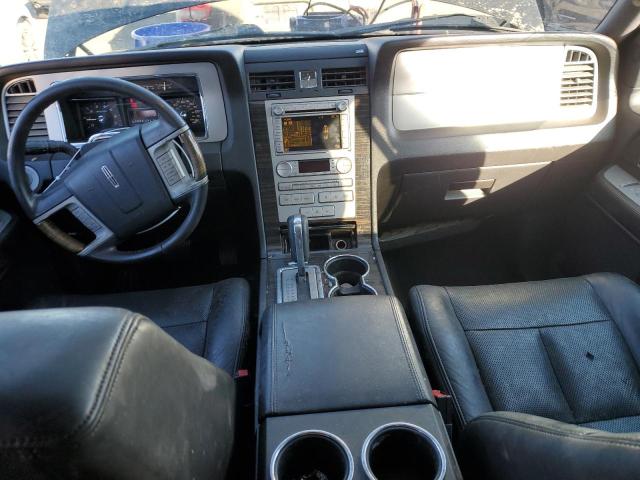 Photo 8 from auction – 2010 LINCOLN NAVIGATOR with VIN 5LMJJ2J57AEJ11410