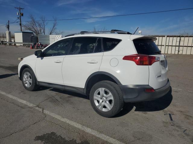 Photo 2 from auction – 2015 TOYOTA RAV4 LE with VIN JTMZFREV7FD063323