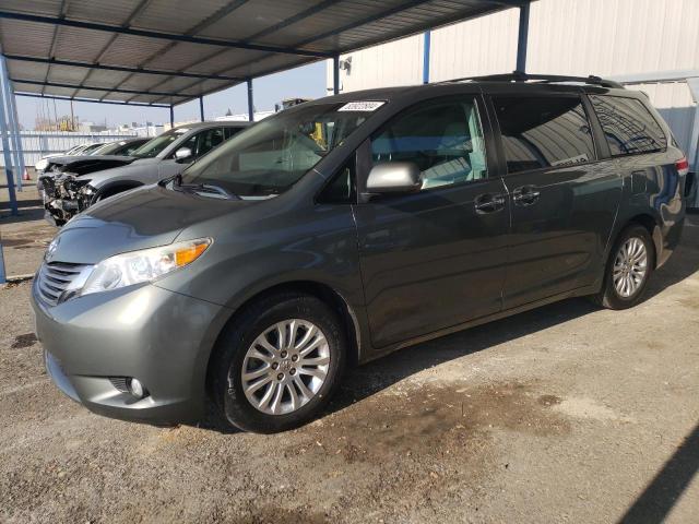 TOYOTA SIENNA XLE 2014 with VIN 5TDYK3DC9ES437356 - Photo from auction