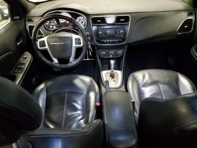 Photo 8 from auction – 2013 CHRYSLER 200 LIMITE with VIN 1C3CCBCGXDN520728