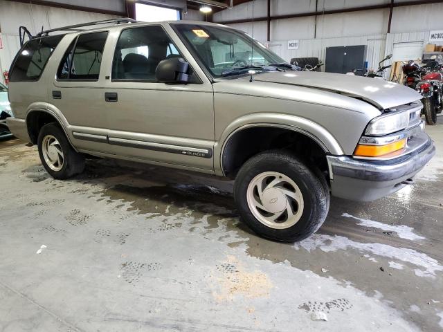 Photo 4 from auction – 2001 CHEVROLET BLAZER with VIN 1GNDT13W412179364