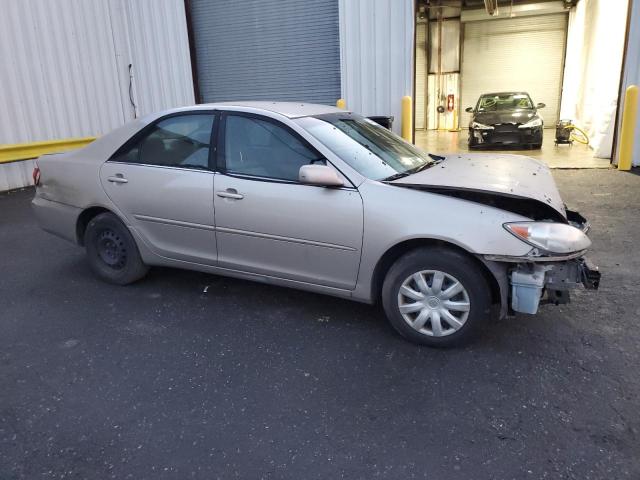 Photo 4 from auction – 2005 TOYOTA CAMRY LE with VIN 4T1BE32K15U070578