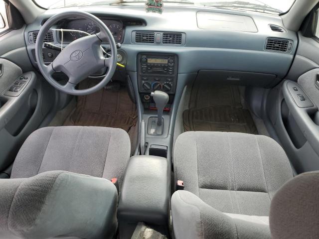 Photo 8 from auction – 2000 TOYOTA CAMRY CE with VIN 4T1BG22K0YU011126
