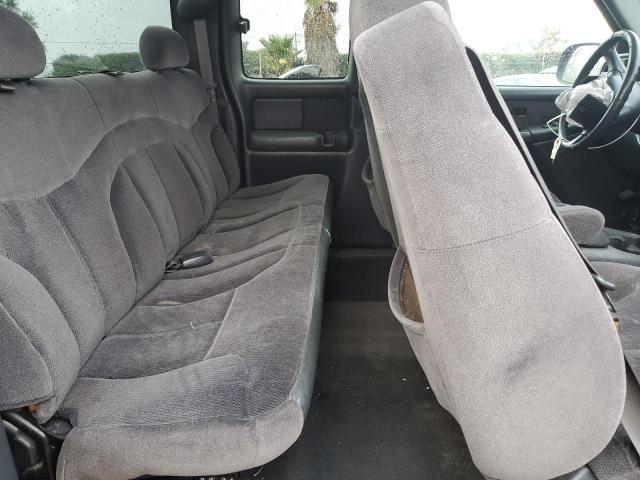Photo 10 from auction – 2002 GMC NEW SIERRA with VIN 2GTEC19T021224182