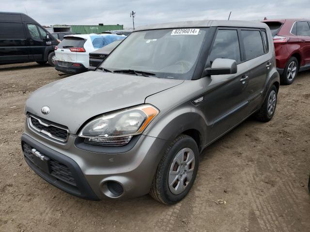KIA SOUL 2013 with VIN KNDJT2A56D7610421 - Photo from auction