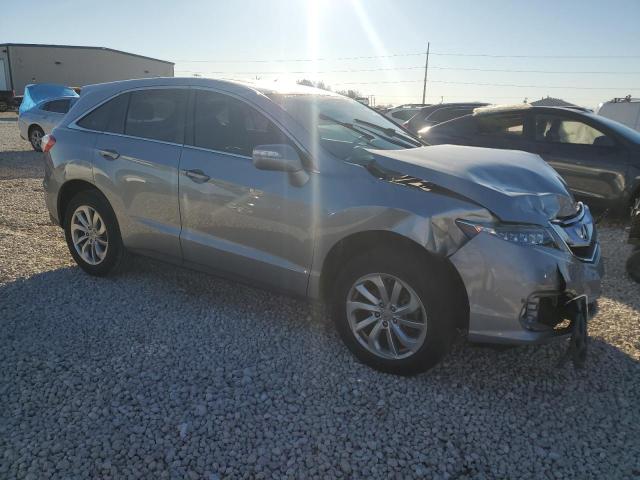 Photo 4 from auction – 2018 ACURA RDX with VIN 5J8TB3H30JL010763