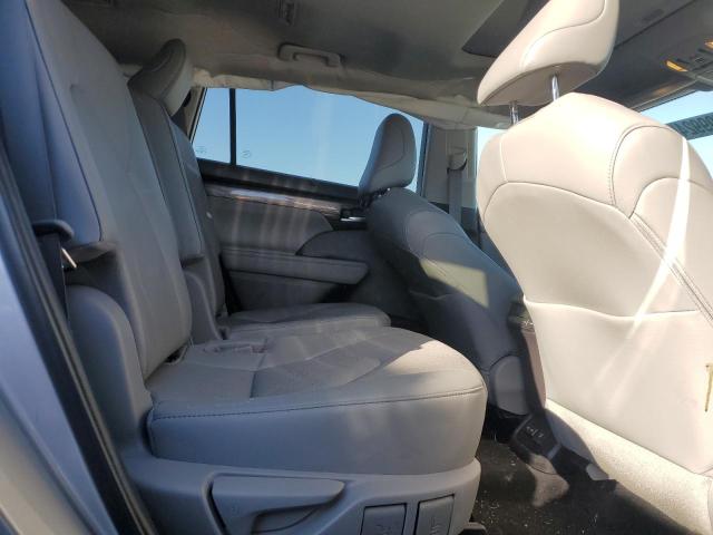 Photo 11 from auction – 2022 TOYOTA HIGHLANDER with VIN 5TDDZRBH6NS563668