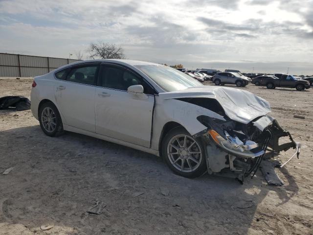 Photo 4 from auction – 2016 FORD FUSION SE with VIN 3FA6P0HD3GR314447