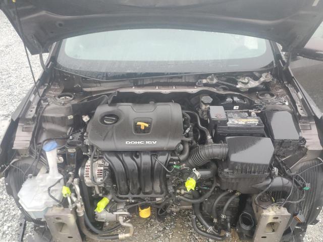 Photo 11 from auction – 2017 KIA FORTE LX with VIN 3KPFL4A73HE026485