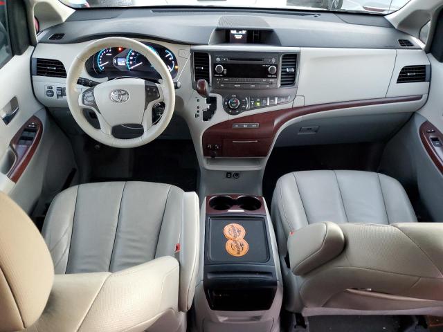 Photo 8 from auction – 2013 TOYOTA SIENNA XLE with VIN 5TDYK3DC8DS394689