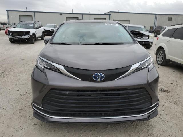 Photo 5 from auction – 2021 TOYOTA SIENNA LE with VIN 5TDGRKEC2MS001379