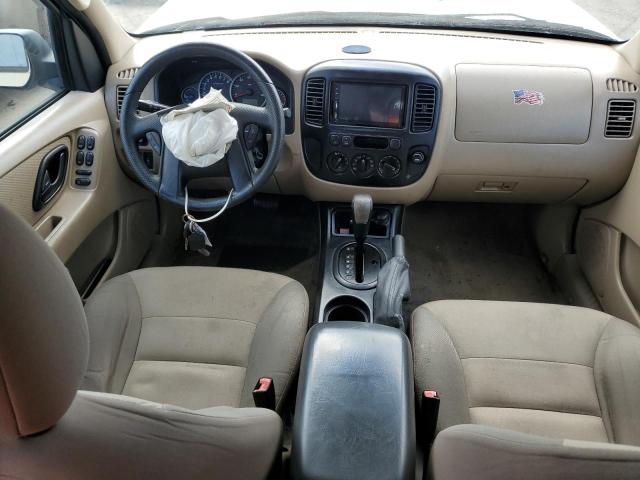 Photo 8 from auction – 2005 FORD ESCAPE XLS with VIN 1FMYU02Z35KE00726