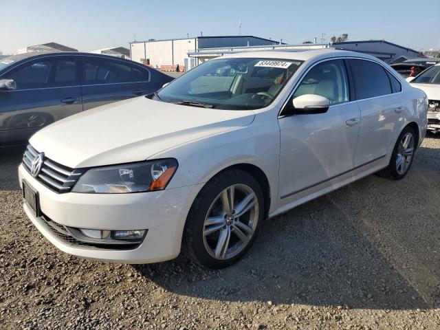 VOLKSWAGEN PASSAT SE 2015 with VIN 1VWBT7A36FC019450 - Photo from auction