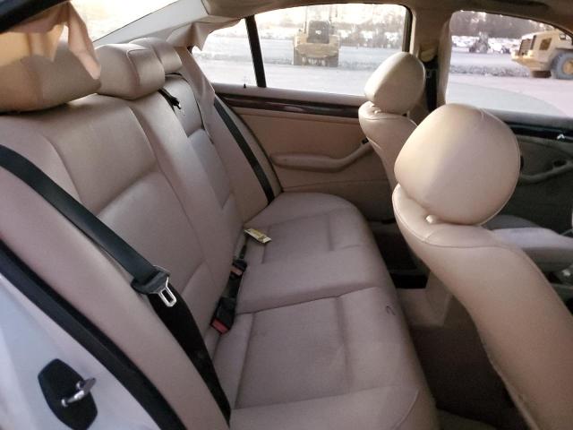 Photo 10 from auction – 2005 BMW 325 I with VIN WBAEV33495KW18692
