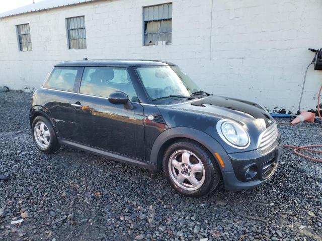 Photo 4 from auction – 2011 MINI COOPER with VIN WMWSU3C5XBT091153
