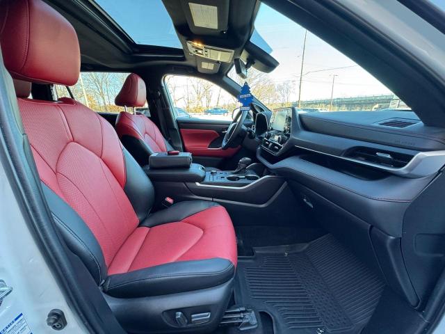Photo 5 from auction – 2022 TOYOTA HIGHLANDER with VIN 5TDJZRBHXNS236273