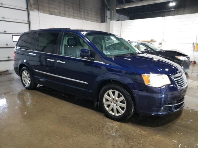 Photo 4 from auction – 2016 CHRYSLER TOWN & COU with VIN 2C4RC1BG4GR269567