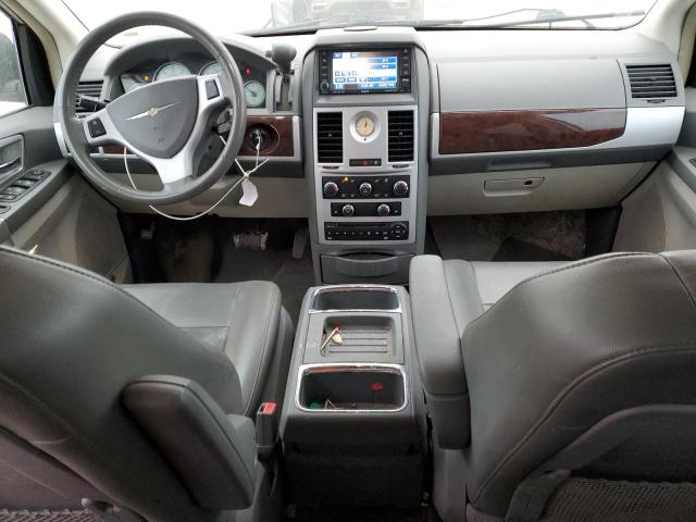 Photo 8 from auction – 2010 CHRYSLER TOWN&COUNT with VIN 2A4RR5D1XAR456246