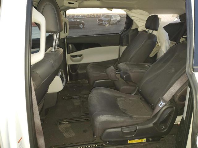 Photo 11 from auction – 2024 KIA CARNIVAL E with VIN KNDNC5H32R6434262