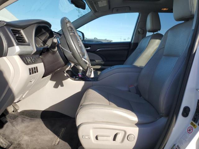 Снимка 7 от търг – 2014 TOYOTA HIGHLANDER с VIN 5TDYKRFH9ES034411