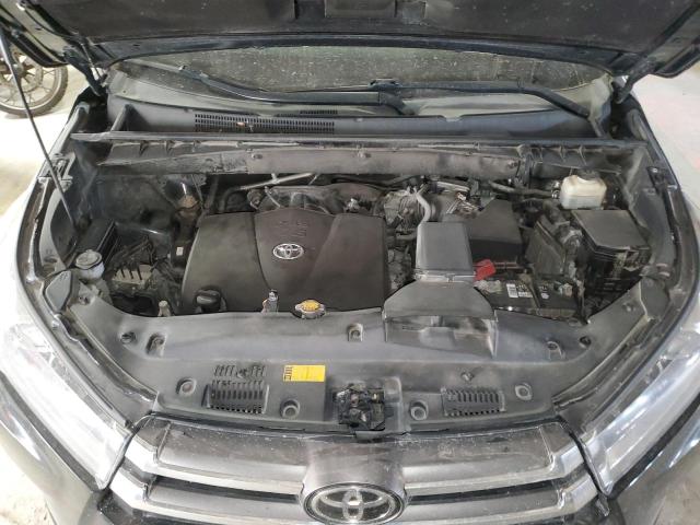 Photo 12 from auction – 2017 TOYOTA HIGHLANDER with VIN 5TDDZRFH4HS453233
