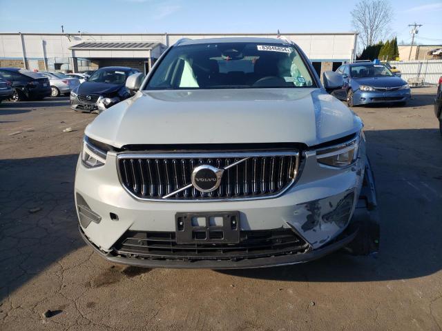 Photo 5 from auction – 2024 VOLVO XC40 CORE with VIN YV4L12UK1R2233367